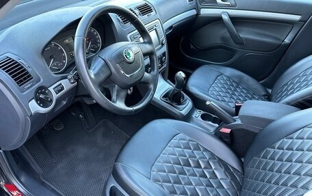 Skoda Octavia, 2012 год, 1 050 000 рублей, 2 фотография