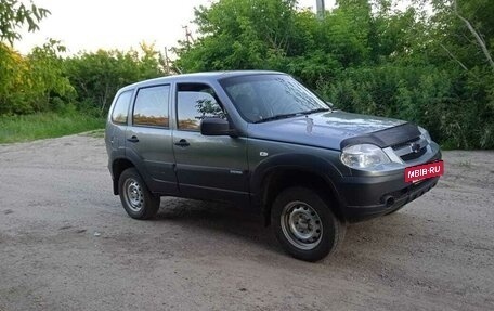 Chevrolet Niva I рестайлинг, 2013 год, 680 000 рублей, 3 фотография