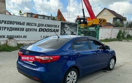 KIA Rio III рестайлинг, 2013 год, 900 000 рублей, 3 фотография