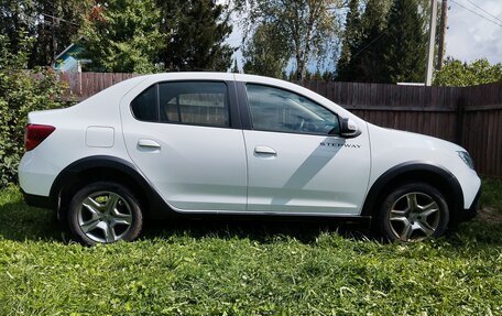 Renault Logan II, 2020 год, 1 360 000 рублей, 4 фотография