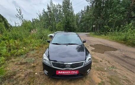 KIA cee'd I рестайлинг, 2010 год, 800 000 рублей, 3 фотография