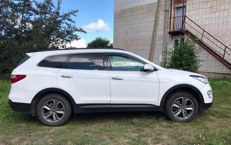 Hyundai Santa Fe III рестайлинг, 2014 год, 2 400 000 рублей, 2 фотография