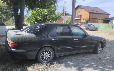 Mercedes-Benz E-Класс, 1999 год, 250 000 рублей, 2 фотография