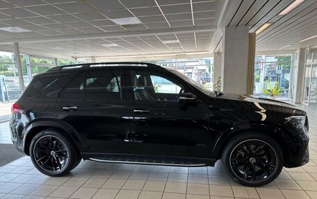 Mercedes-Benz GLE, 2024 год, 18 000 000 рублей, 4 фотография