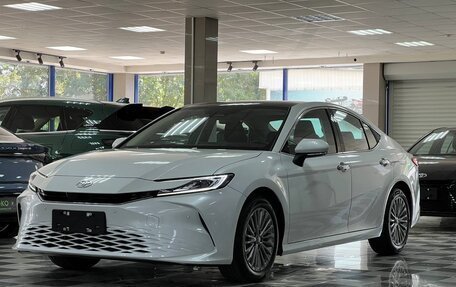 Toyota Camry, 2024 год, 3 950 000 рублей, 3 фотография