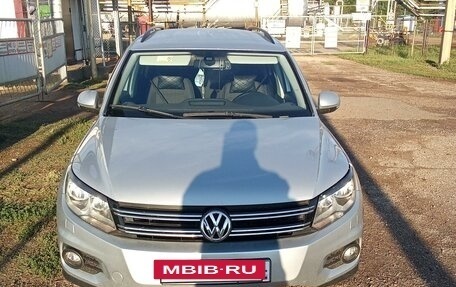 Volkswagen Tiguan I, 2014 год, 1 400 000 рублей, 2 фотография