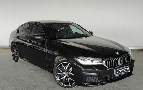 BMW 5 серия, 2020 год, 6 990 000 рублей, 2 фотография