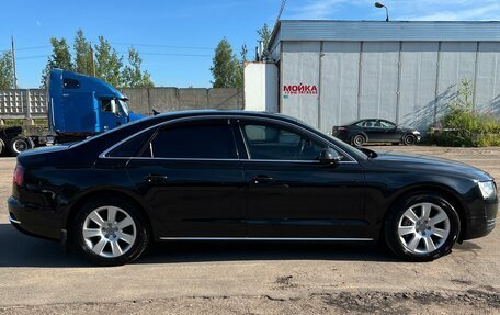 Audi A8, 2011 год, 2 800 000 рублей, 7 фотография