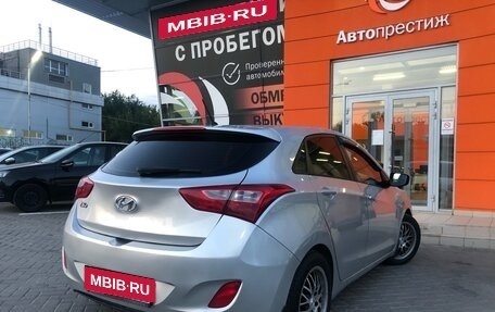 Hyundai i30 II рестайлинг, 2013 год, 910 000 рублей, 4 фотография