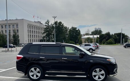 Toyota Highlander III, 2012 год, 2 590 000 рублей, 7 фотография