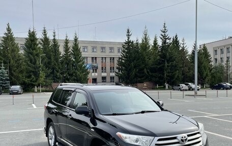 Toyota Highlander III, 2012 год, 2 590 000 рублей, 6 фотография