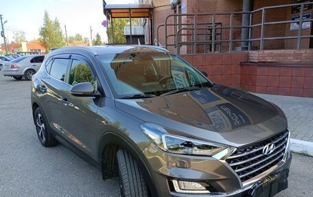 Hyundai Tucson III, 2019 год, 2 600 000 рублей, 3 фотография