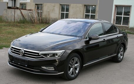 Volkswagen Passat B8 рестайлинг, 2020 год, 3 100 000 рублей, 4 фотография