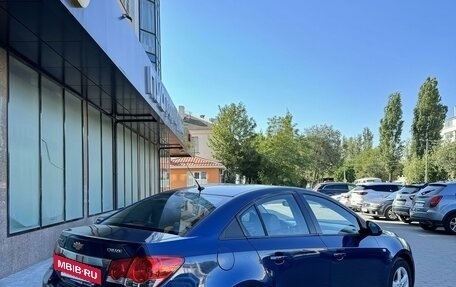 Chevrolet Cruze II, 2011 год, 710 000 рублей, 2 фотография