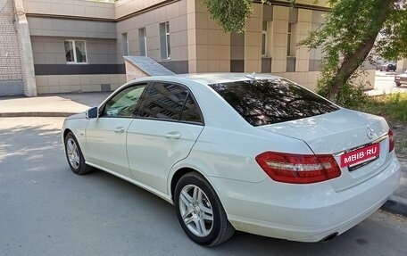 Mercedes-Benz E-Класс, 2010 год, 1 399 000 рублей, 2 фотография