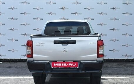 Mitsubishi L200 IV рестайлинг, 2023 год, 4 635 000 рублей, 4 фотография