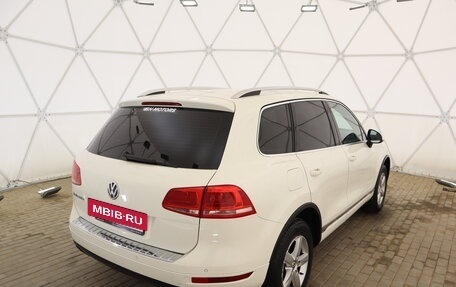 Volkswagen Touareg III, 2011 год, 2 100 000 рублей, 3 фотография