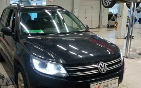 Volkswagen Tiguan I, 2013 год, 1 543 970 рублей, 2 фотография