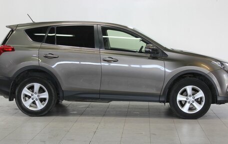 Toyota RAV4, 2013 год, 1 690 000 рублей, 4 фотография