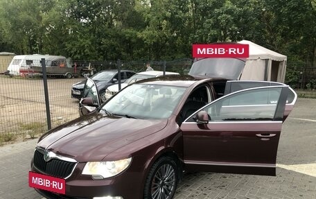 Skoda Superb III рестайлинг, 2010 год, 1 260 000 рублей, 2 фотография