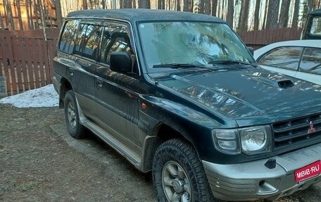 Mitsubishi Pajero III рестайлинг, 1998 год, 600 000 рублей, 2 фотография