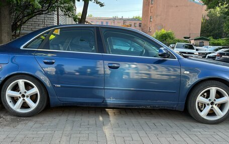 Audi A4, 2004 год, 1 030 000 рублей, 4 фотография