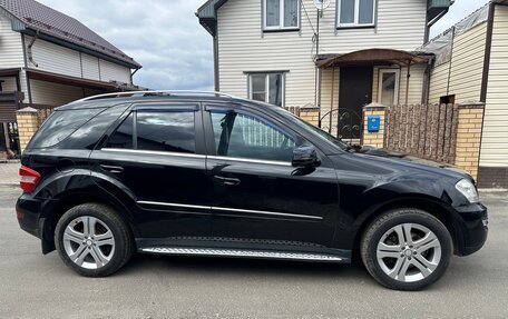 Mercedes-Benz M-Класс, 2010 год, 1 865 000 рублей, 3 фотография