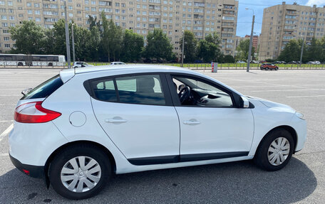 Renault Megane III, 2010 год, 670 000 рублей, 2 фотография