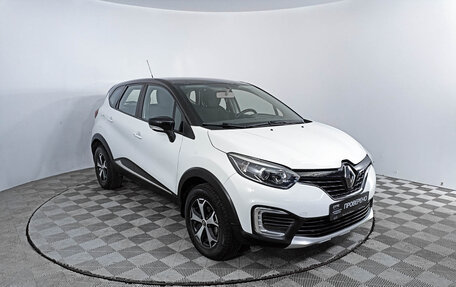 Renault Kaptur I рестайлинг, 2018 год, 1 796 000 рублей, 3 фотография