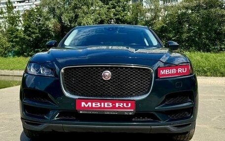 Jaguar F-Pace, 2017 год, 3 150 000 рублей, 4 фотография