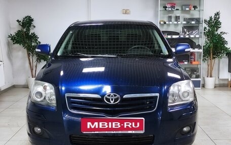 Toyota Avensis III рестайлинг, 2007 год, 810 000 рублей, 3 фотография