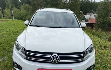 Volkswagen Tiguan I, 2011 год, 1 400 000 рублей, 2 фотография