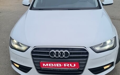 Audi A4, 2013 год, 1 520 000 рублей, 2 фотография