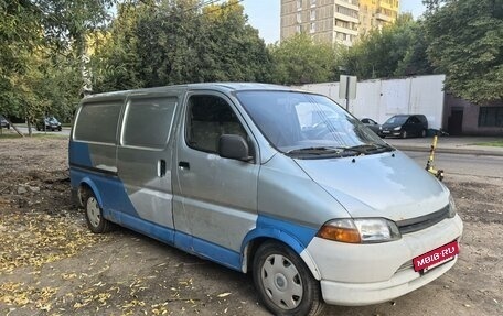 Toyota HiAce, 1997 год, 310 000 рублей, 2 фотография