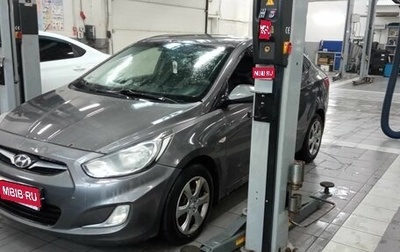 Hyundai Solaris II рестайлинг, 2011 год, 588 000 рублей, 1 фотография