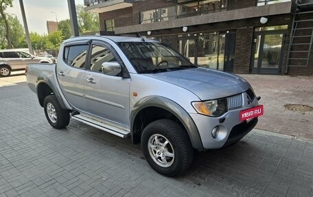 Mitsubishi L200 IV рестайлинг, 2008 год, 1 080 000 рублей, 2 фотография