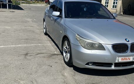 BMW 5 серия, 2004 год, 1 170 000 рублей, 3 фотография