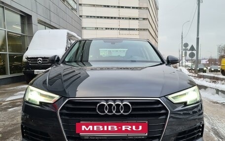 Audi A4, 2019 год, 2 800 000 рублей, 2 фотография