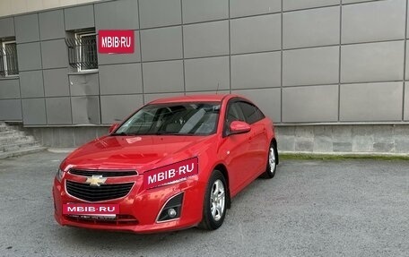 Chevrolet Cruze II, 2013 год, 1 049 000 рублей, 3 фотография