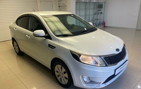 KIA Rio III рестайлинг, 2012 год, 870 000 рублей, 2 фотография