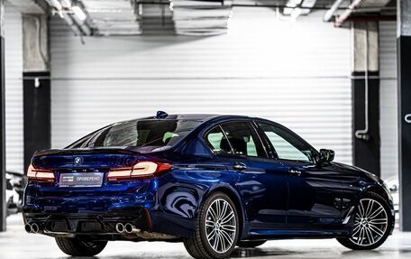 BMW 5 серия, 2017 год, 4 097 070 рублей, 2 фотография