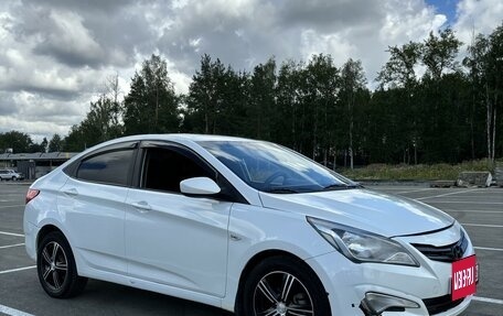 Hyundai Solaris II рестайлинг, 2011 год, 640 000 рублей, 3 фотография