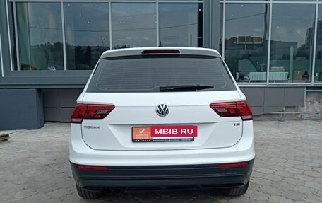 Volkswagen Tiguan II, 2017 год, 1 899 000 рублей, 3 фотография