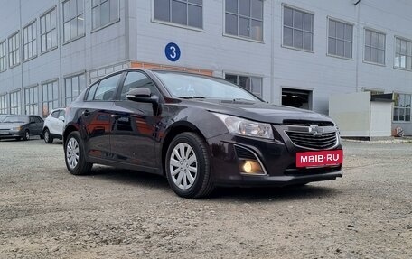 Chevrolet Cruze II, 2014 год, 899 000 рублей, 2 фотография