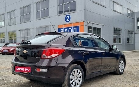 Chevrolet Cruze II, 2014 год, 899 000 рублей, 5 фотография