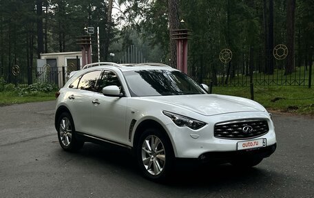 Infiniti FX II, 2011 год, 2 400 000 рублей, 2 фотография