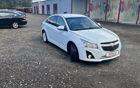 Chevrolet Cruze II, 2013 год, 820 000 рублей, 2 фотография