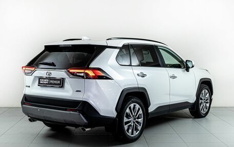 Toyota RAV4, 2020 год, 3 550 000 рублей, 4 фотография