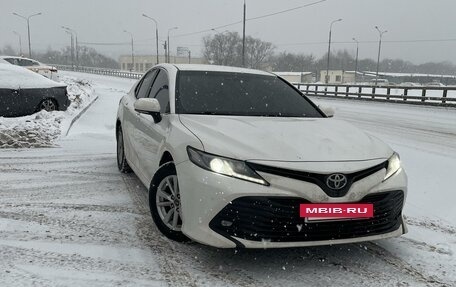 Toyota Camry, 2019 год, 2 000 000 рублей, 6 фотография