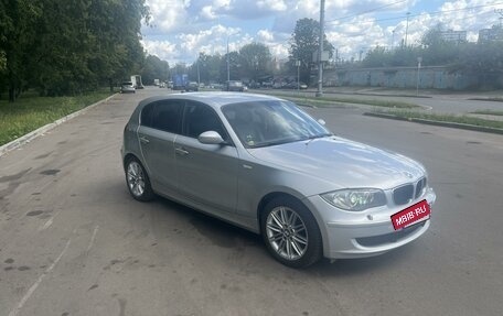 BMW 1 серия, 2008 год, 1 050 000 рублей, 3 фотография